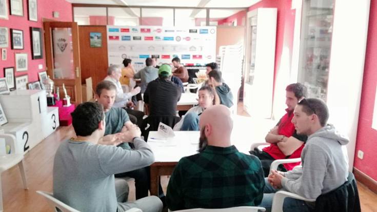 Plaieroen etorkizuna bermatzeko bigarren bilera izango da bihar