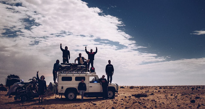 3.000 kilometro basamortuko kostaldean, olatu onenen bila