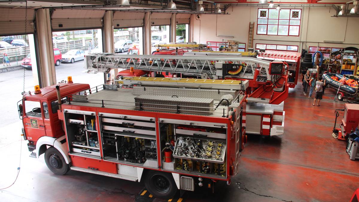 Euskaraz lan egiten jarraitu nahi dutela aldarrikatuko dute Gipuzkoako suhiltzaileek bihar