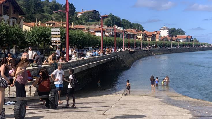 Errioan ez bainatzea gomendatu du Osasun Sailak, bainu eremu gisa erroldatu gabe dagoelako