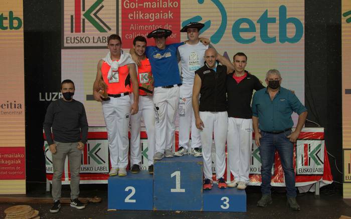Amundarain eta Soroa garaile, Izar Berriak aizkolari txapelketan