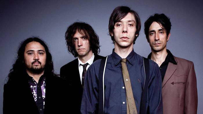 The Sadies taldeak disko berria aurkeztuko du larunbatean, Zarautzen