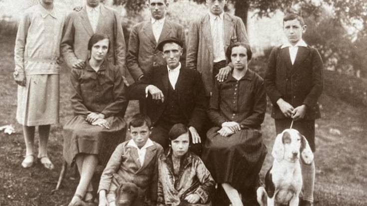 Iturbide baserriko familia, 1929an