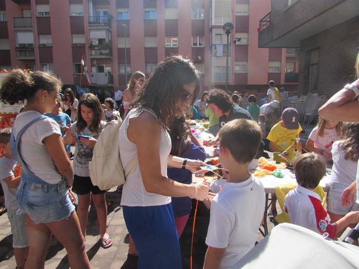 Mariatxiek Azken Portuko auzoa girotuko dute gaur