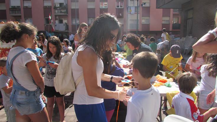 Mariatxiek Azken Portuko auzoa girotuko dute gaur