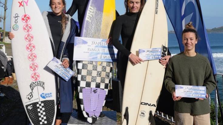 Oxel Oregi eta Mikele Beato hirugarrenak izan dira Euskal Surf Zirkuituan