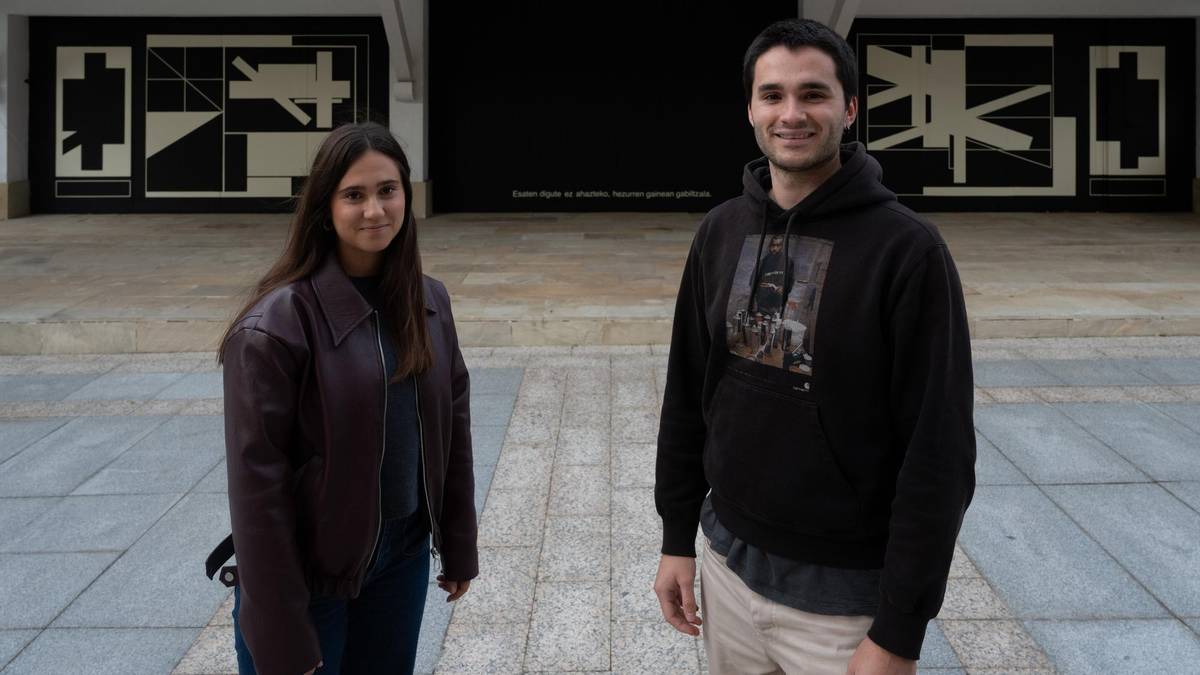 "Kontatu nahi genuen zer gertatu zitzaien bi fusilatu horiei, inor epaitu gabe"