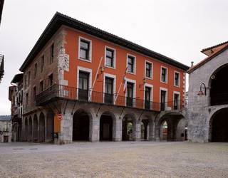 Zestoako Udalak %2,5 igoko ditu tasa eta zerga nagusiak datorren urtean