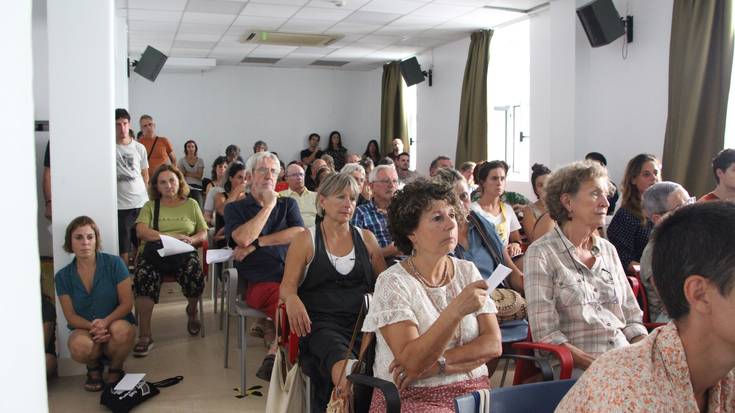 Ikusmina sortu du Zirika euskara elkartearen aurkezpenak