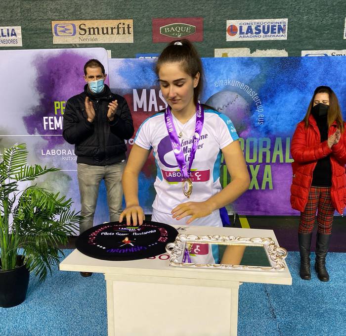 Eider Zubizarreta txapeldun, pilotako hastapen mailan