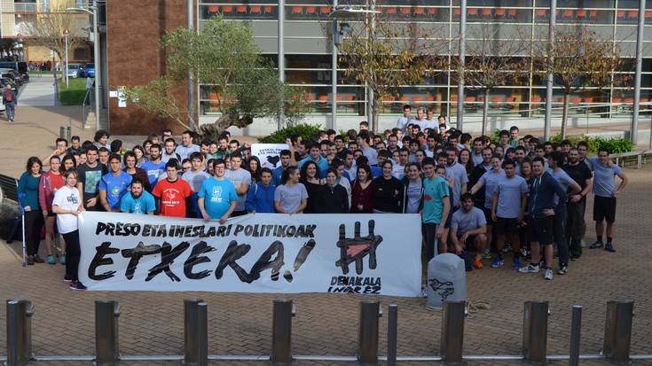 Denak etxera! III. Eskubaloi txapelketa