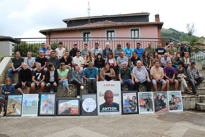 Antton Olaizola deportatua "libre eta Zestoan" izateko sinadurak bilduko dituzte