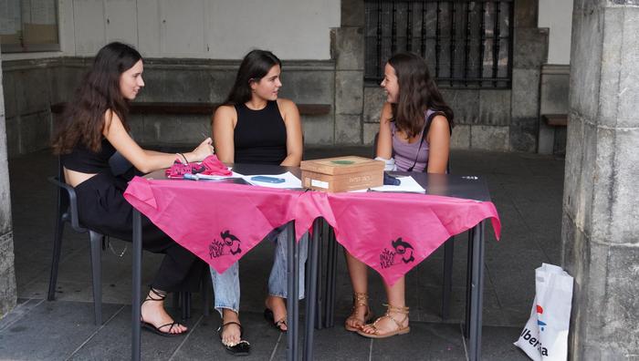 Herri bazkarirako txartelak saltzeko mahaia hilaren 22an eta 23an jarriko du Haujijijaik