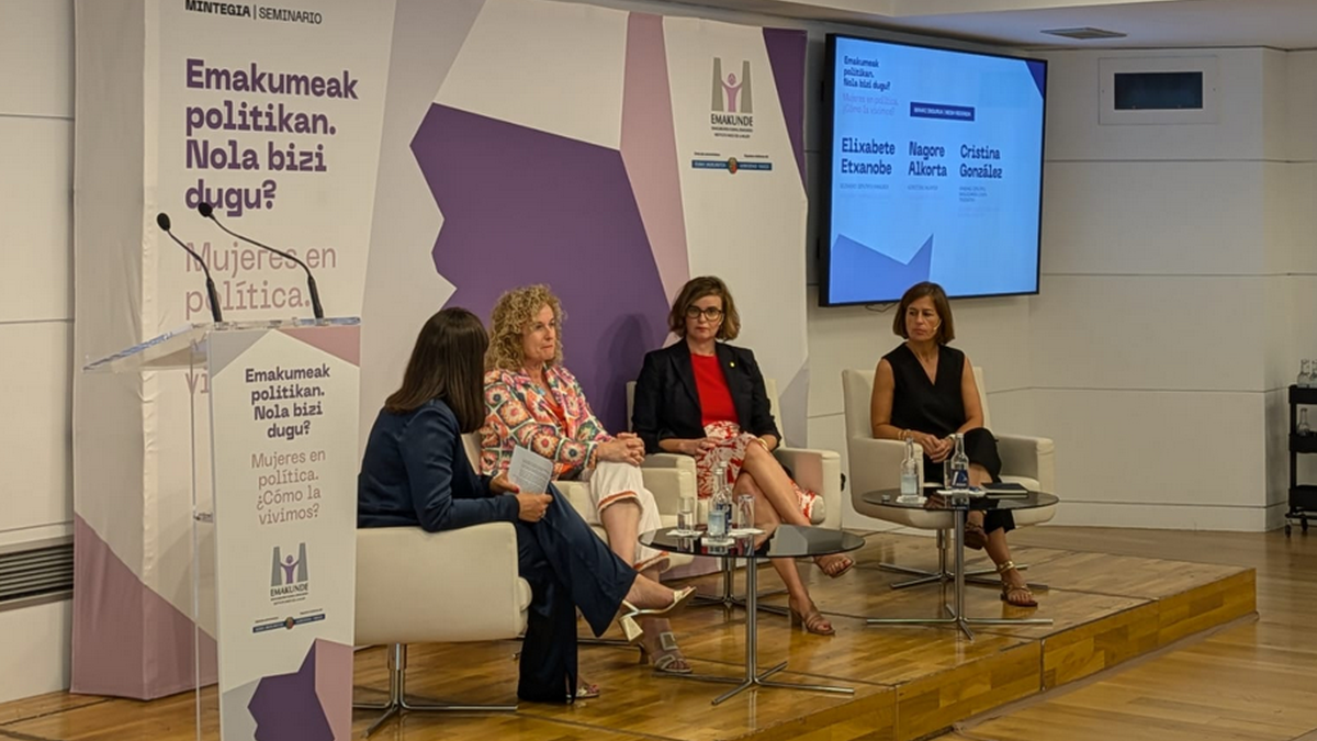 Emakumeak eta politikagintzaz Emakundek antolatutako jardunaldi batean parte hartu du Nagore Alkortak