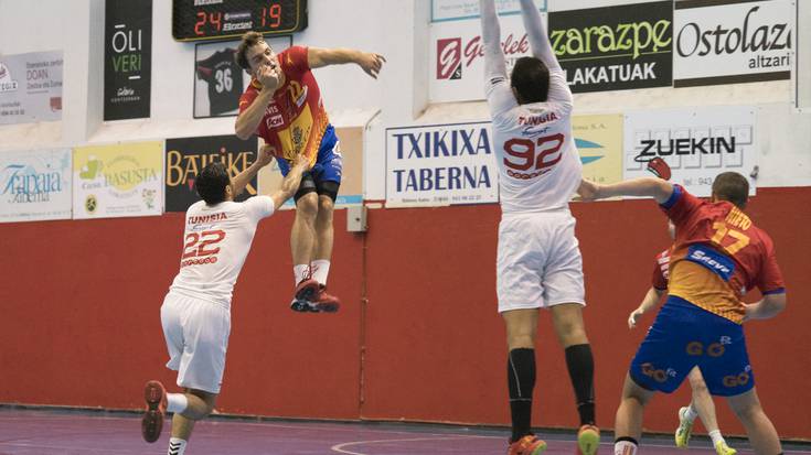 Espainiako selekzio nagusiarekin jokatzeko deitu dute Kauldi Odriozola