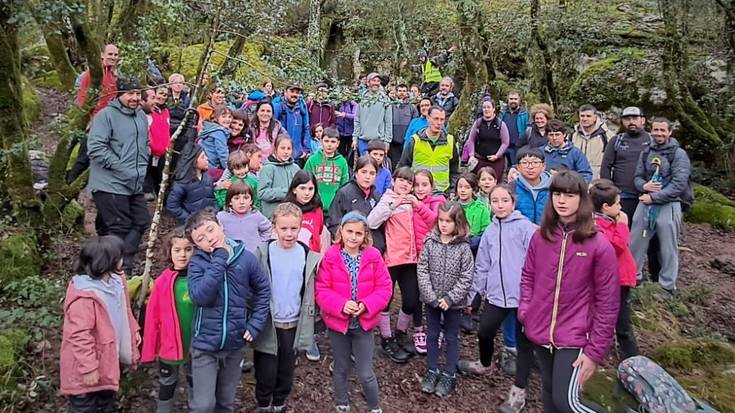 Mutrikuko Olatz auzoan izan dira Gurutxurtukoak