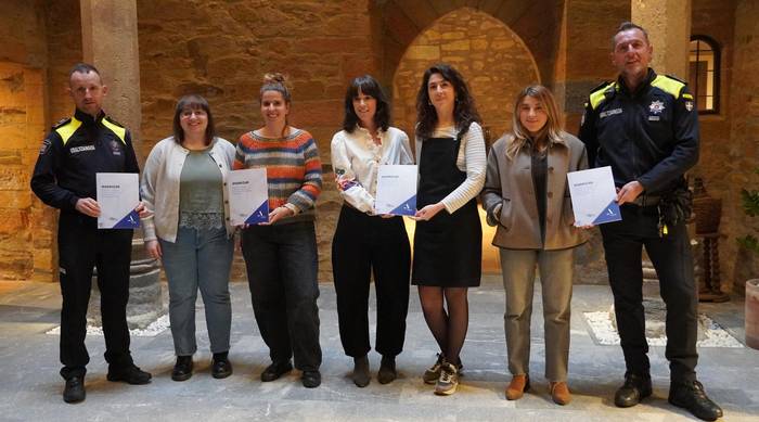 Indarkeria matxista bizi dutenei arreta integrala eskaintzeko Iparrizar udal zerbitzua jarri dute martxan