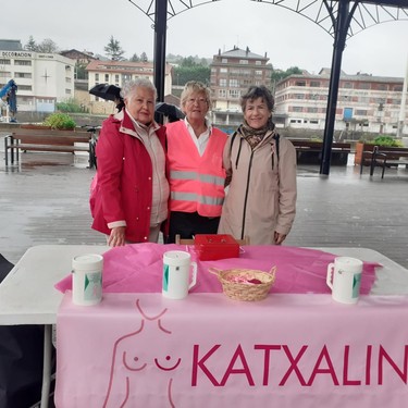 Kattalin elkartearen informazio mahaia