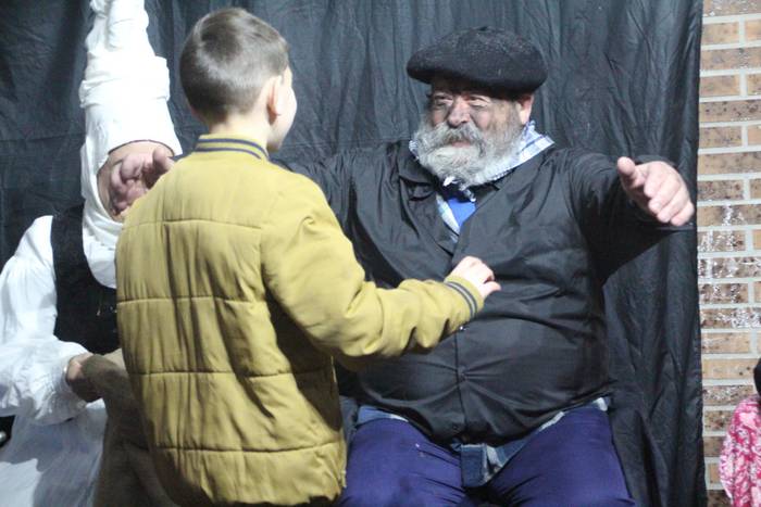 Olentzero eta Mari Domingi bihar iritsiko dira Santuiturri plazara