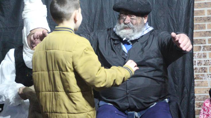 Olentzero eta Mari Domingi bihar iritsiko dira Santuiturri plazara