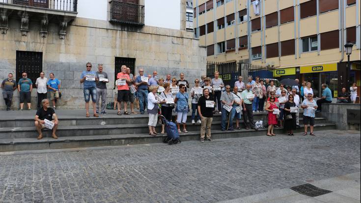 «Pentsio duinak» eskatzen jarraitzen dute erretiratuek