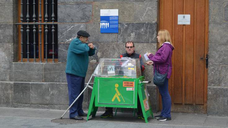 ONCEren azaroko sari bereziaren zati bat Azkoitian saldu da