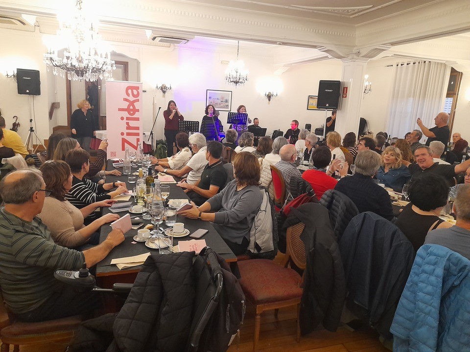 Urriaren 16an jarriko dituzte salgai IV. kantu bazkariko txartelak