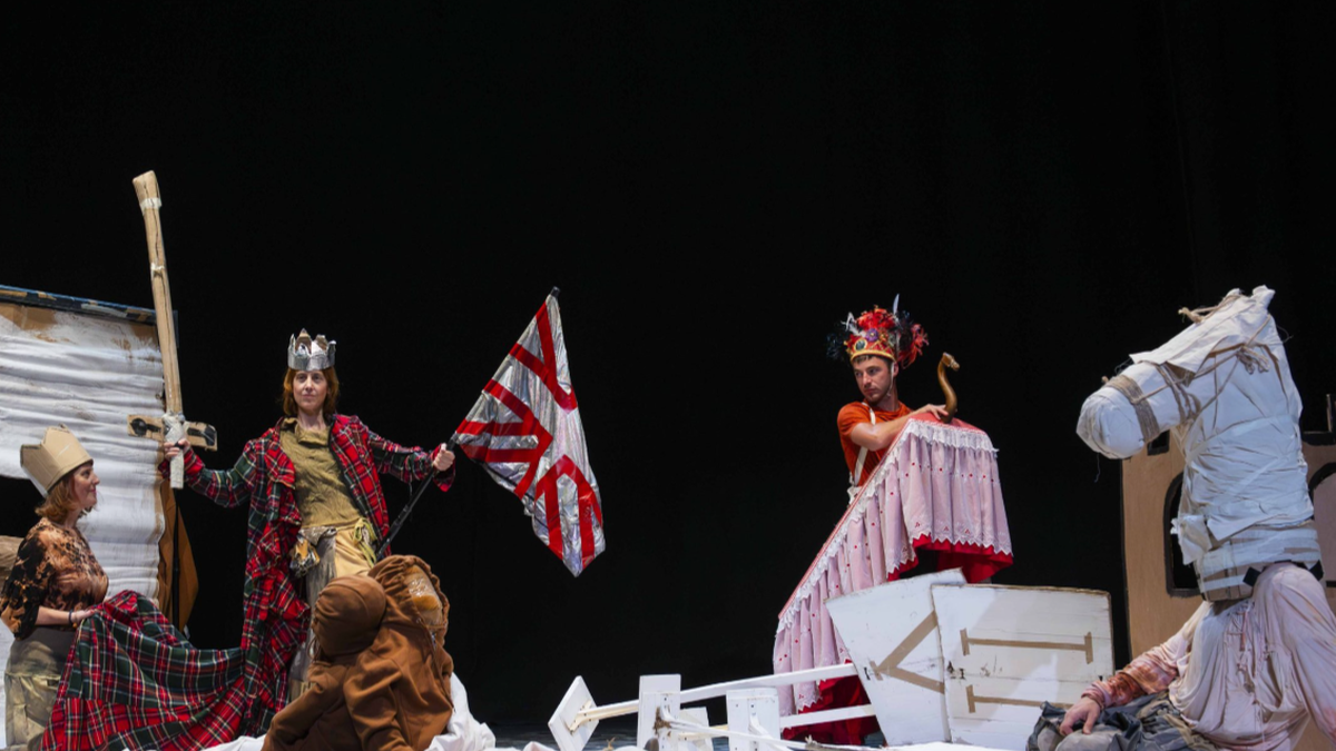 Euskal Antzerki Topaketetarako sarrerak zozkatuko ditu Gukak