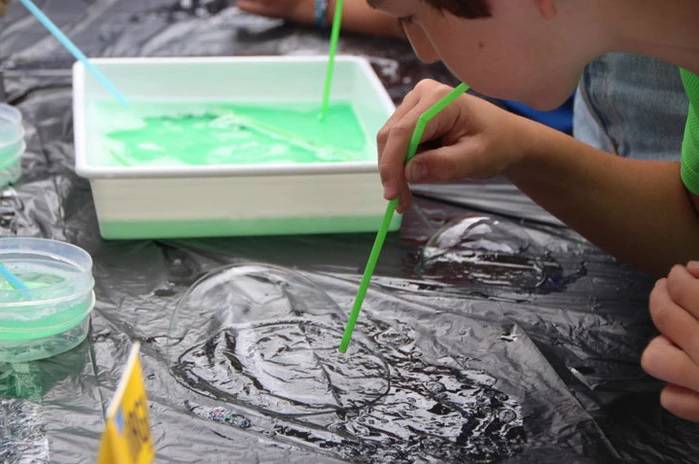 Zientziarekin dibertitzeko aukera izango da bihar eta etzi Alondegian