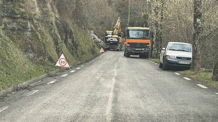 Beizama eta Nuarbe arteko errepidean obretan ari dira, bidea seguruago egiteko