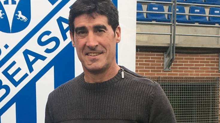 Jose Luis Riberak Beasain futbol taldeko entrenatzaile izateari utzi dio