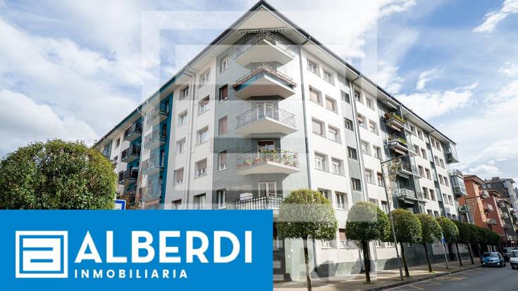 Alberdi Inmobiliaria: hiru logelako etxebizitza Julio Urkixo etorbidean