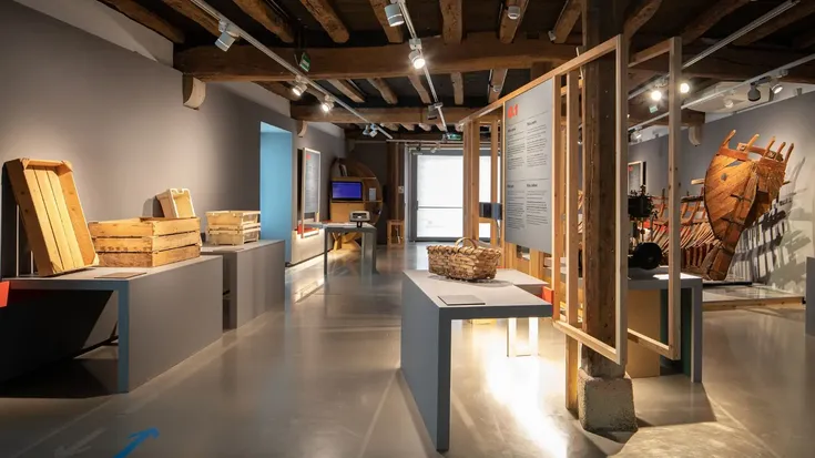 Euskal Itsas Museora irteera bana antolatu dute Getariako jubilatuen elkarteak eta gaztelekuak