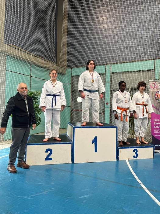 Euskadiko Judo Txapelketan bigarren egin du Alba Padronesek