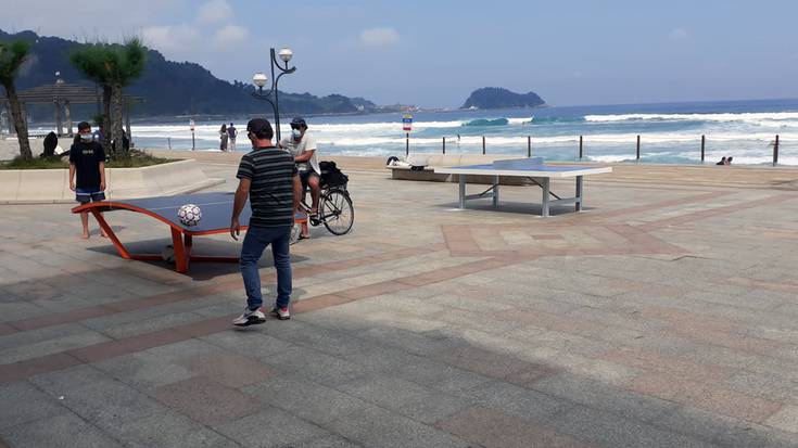 Teqball eta ping pong mahai berriak jarri dituzte malekoian