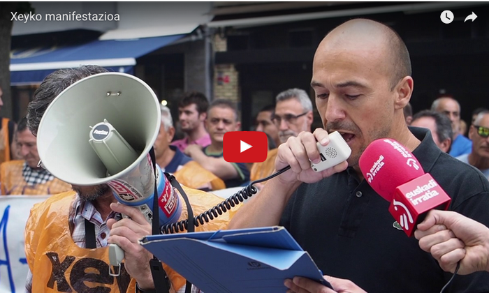 [BIDEOA] Jendetza bildu da manifestazioan Xeyko lanpostuen defentsan