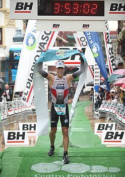 Asteazkenean zabalduko dute BH Zarauzko Triatloian izena emateko epea