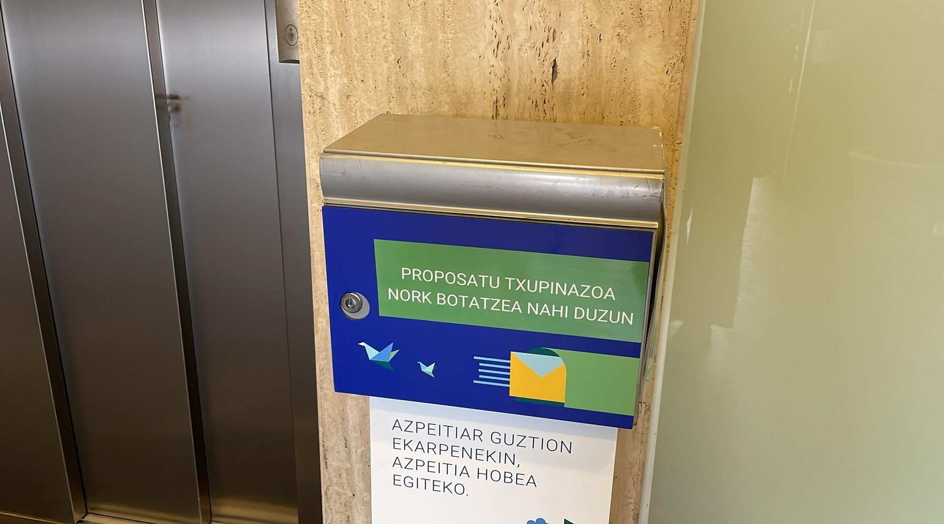 Saninazioetako txupinazoa nork bota proposatzeko jarri dituzte postontziak