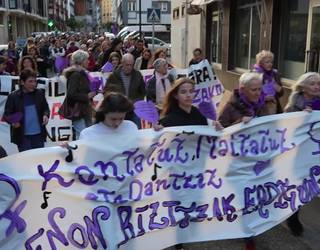 Martxoaren 8aren harira egitarau oparoa prestatu dute udalak, ikastetxeek, Saregilek eta mugimendu feministak