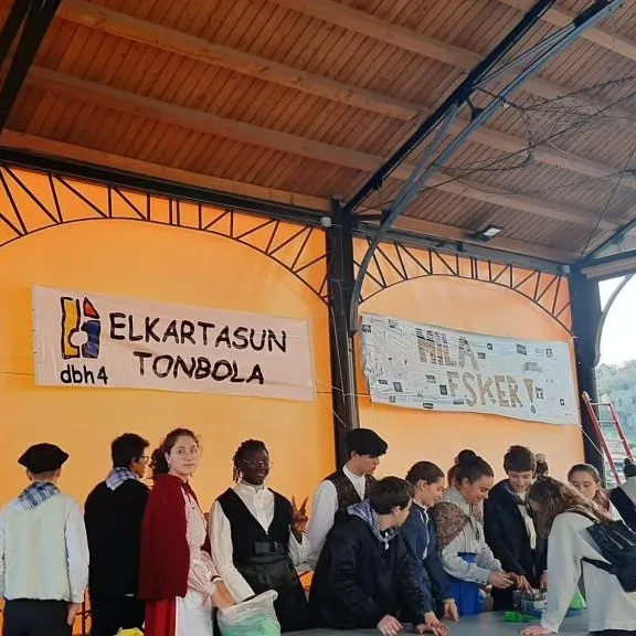 IKASTOLAKO EKINTZAK HERRIKO GIROA ALAITU ETA ELKARTASUNA LANTZEKO