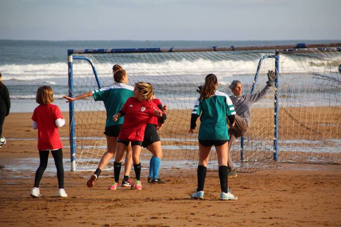 Hemezortzi taldek jokatuko dute II. Emakume Futbolari Egunean