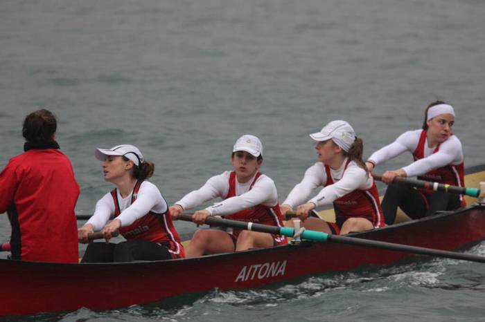 Zumaiako neskek irabazi dute batel estropada