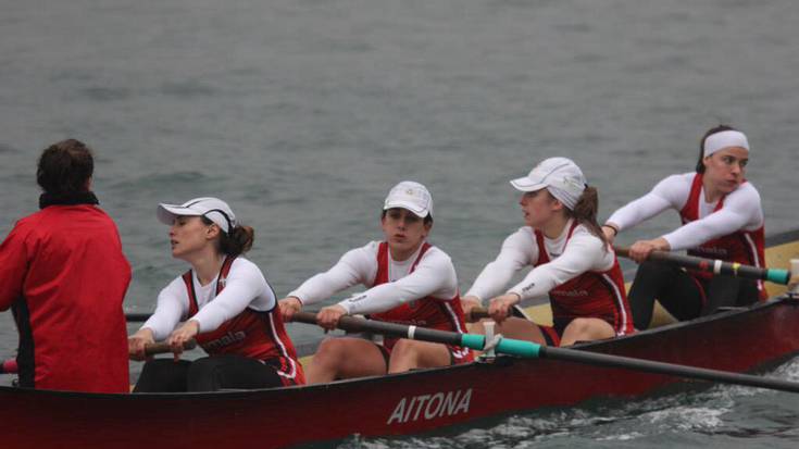 Zumaiako neskek irabazi dute batel estropada