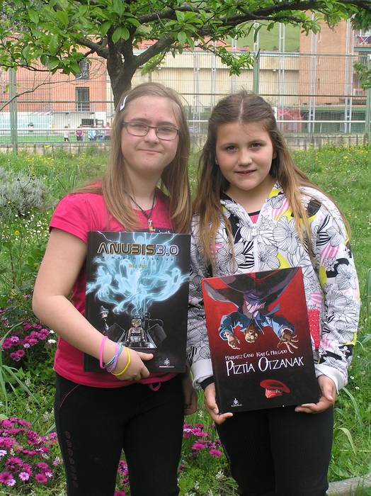 Irati Arakistain eta Olar Santamariak aipamen berezia jaso dute Eskolarteko bertsolari txapelketan