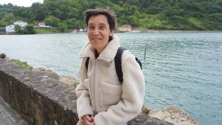 Idoia San Sebastian: "Isuna jartzen eta jasotzen dutenen erdian egoten naiz"
