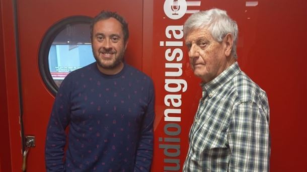Itsasargiez aritu dira Javier Carballo eta Iñaki Garcia Euskadi Irratian