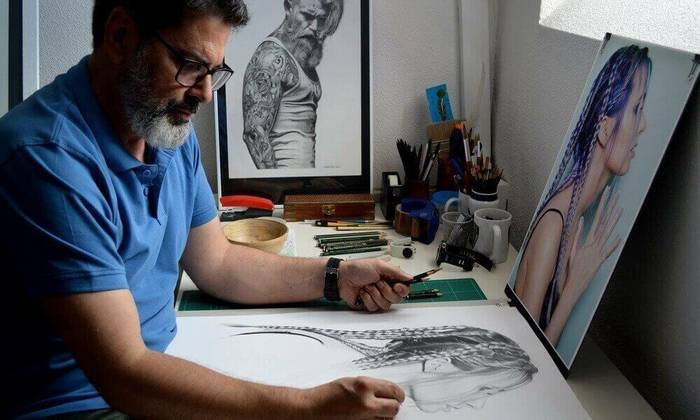 Fernando Ferreñoren margolanak daude ikusgai Lukas ardotegian