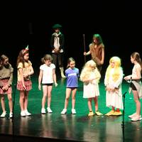 Antzerkia: Xabier Munibe Ikastolako antzerki topaketak