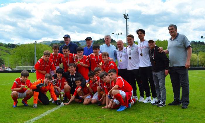 Zumaiako txapeldun, Jose Angel Iribar Txapelketan