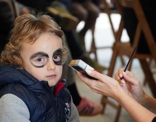 Magiarekin eta makillaje saioarekin murgildu dira Hator Hator Horror Festan